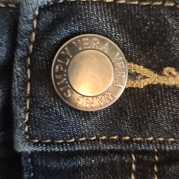 Vera Wang jean shorts - Picture 4 of 5